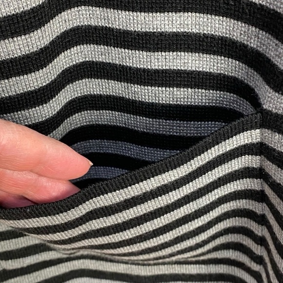 Eliza J Knit Dress Women’s Size 4 Striped Sweater Gray Black Gray Colorblock - Picture 6 of 10